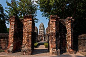 Thailand - Old Sukhothai - Wat Si Sawai. 